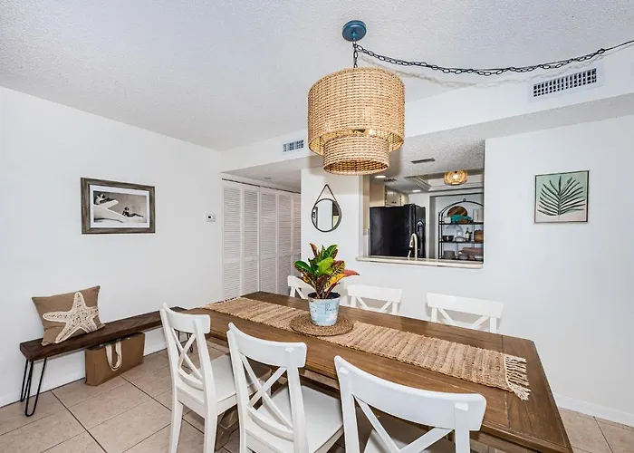 Aparthotel Sandcastle North Unit #403 Clearwater Beach